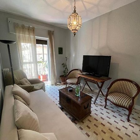 Vintage Granada Apartment Luaran gambar