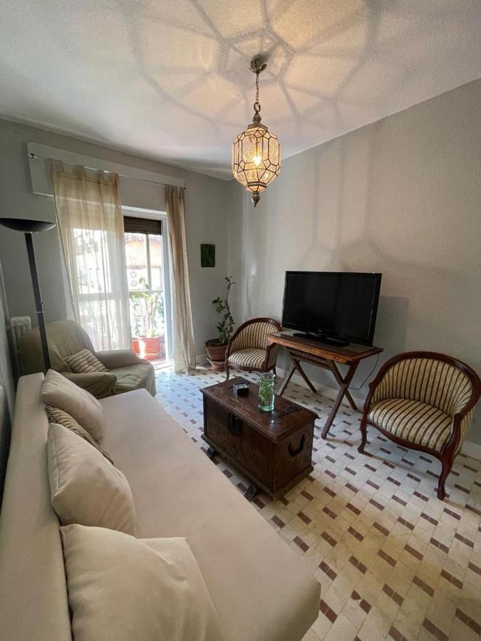 Vintage Granada Apartment Luaran gambar