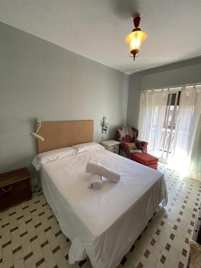 Vintage Granada Apartment Luaran gambar